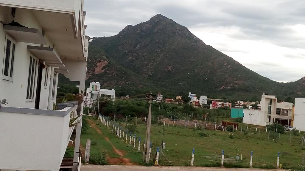 Sabri Guest House Tiruvannamalai Exterior photo